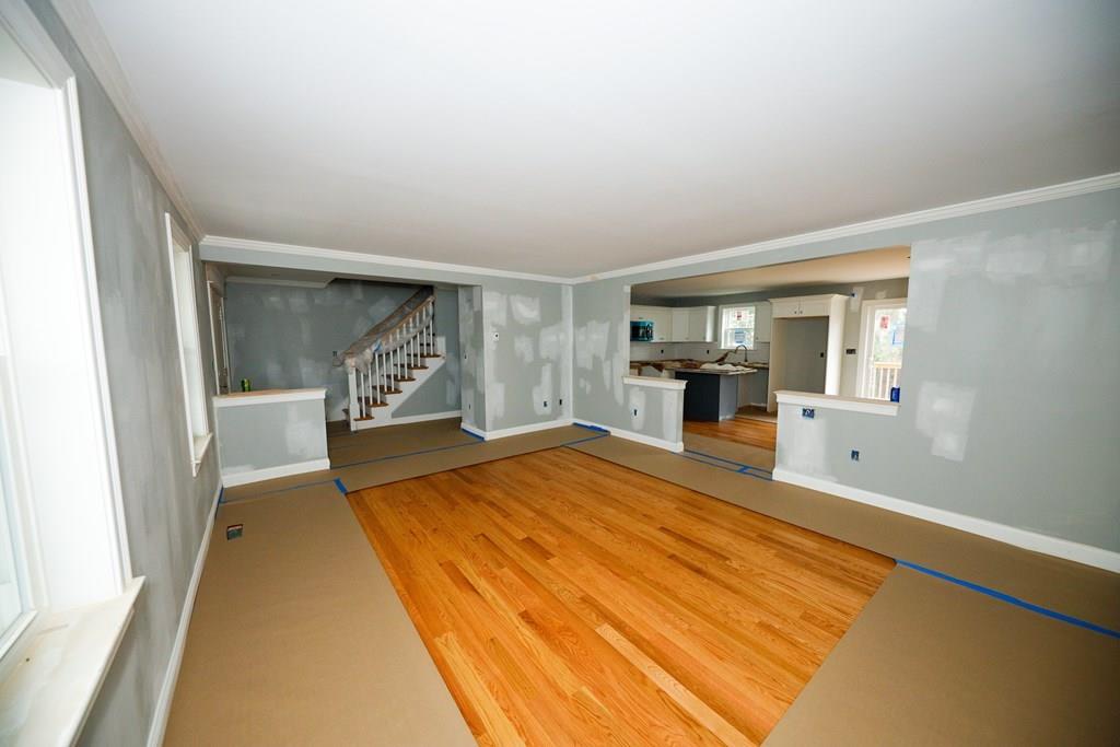 260 Welcome Street Fall River, MA 02721 - Photo 6 of 32 Gallery Image 6