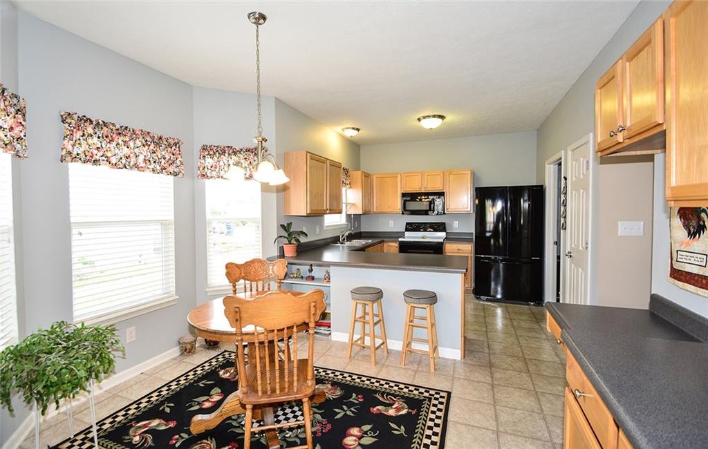 12818 Redskins Avenue Fishers, IN 46037 - Photo 13 of 40 Gallery Image 13