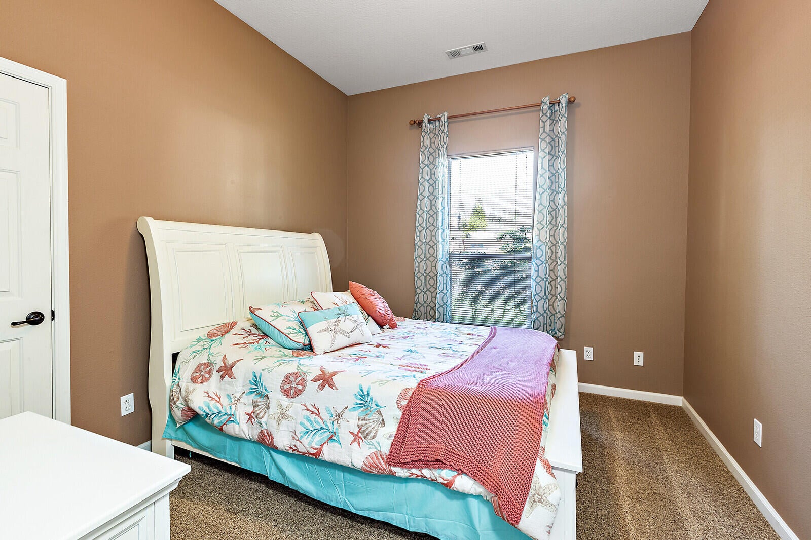 1098 Coral Ridge Eagle Point, OR 97524 - Photo 32 of 63 51_CR_51_mls