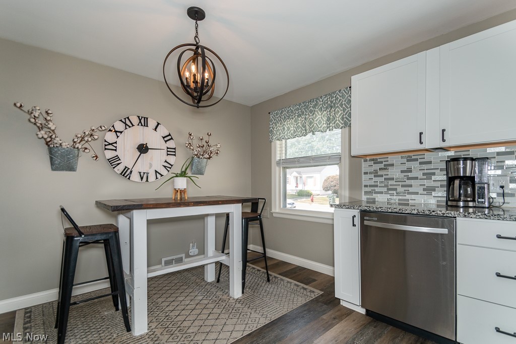 1561 Douglas Road Wickliffe, OH 44092 - Photo 14 of 33 Gallery Image 14
