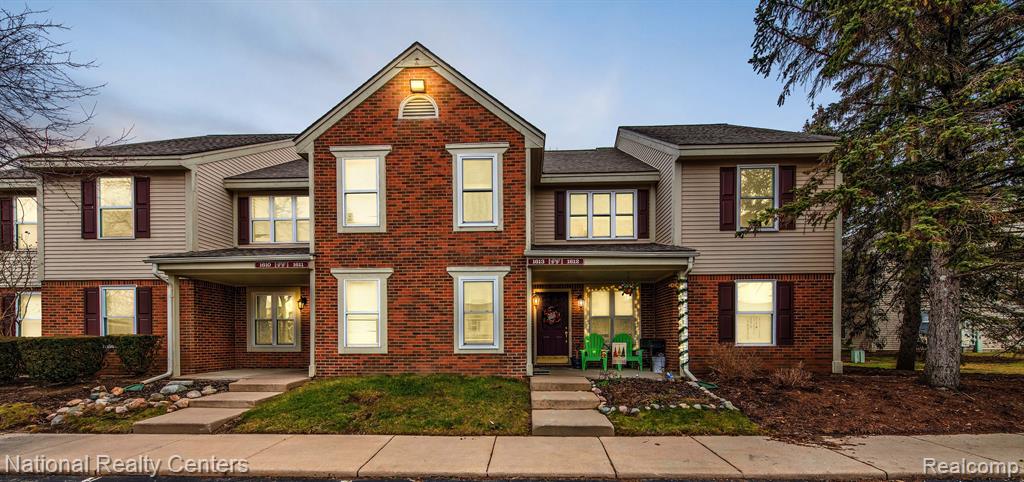 1613 O'Neil Circle Rochester Hills, MI 48307 - Photo 2 of 29