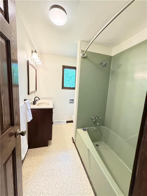 207 Munntown Road Eighty Four, PA 15330 - Photo 8 of 19