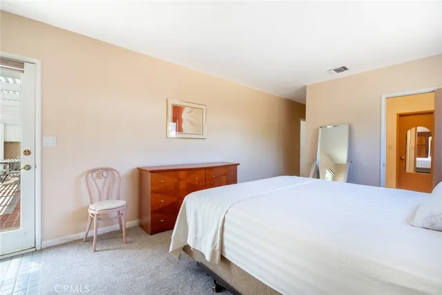 $1,422,500 | 900 North California Street, Burbank, CA 91505