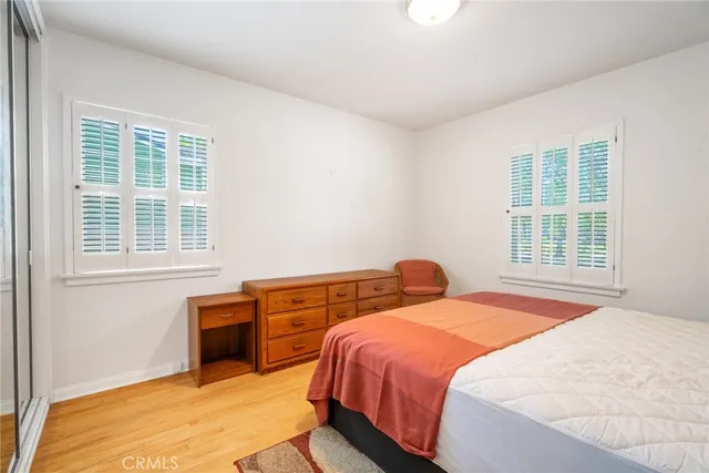 $1,422,500 | 900 North California Street, Burbank, CA 91505