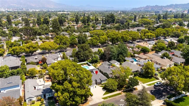 $1,422,500 | 900 North California Street, Burbank, CA 91505
