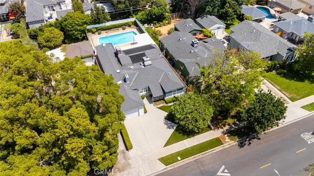 $1,422,500 | 900 North California Street, Burbank, CA 91505