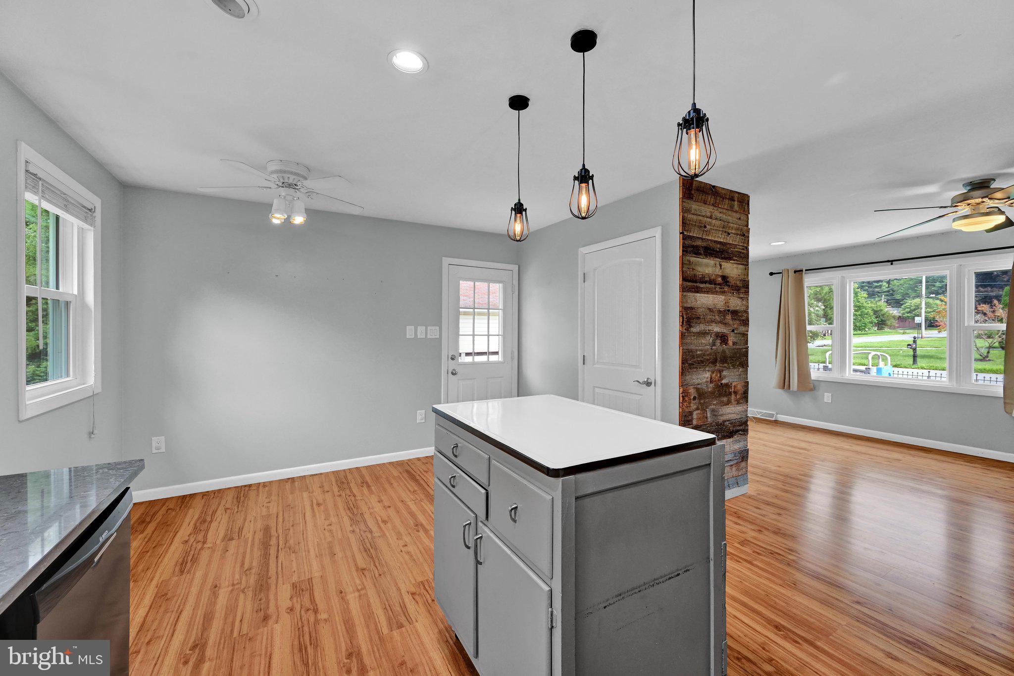 301 Grant Road Reinholds, PA 17569 - Photo 14 of 31 Kitchen