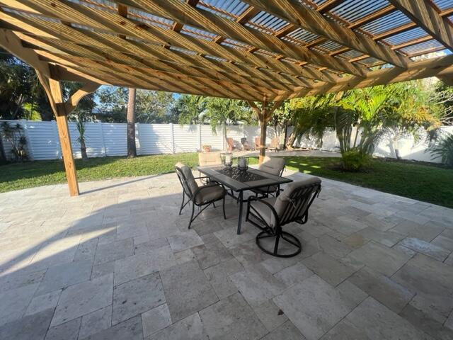 1260 Manor Drive Riviera Beach, FL 33404 - Photo 28 of 59 protected from rain