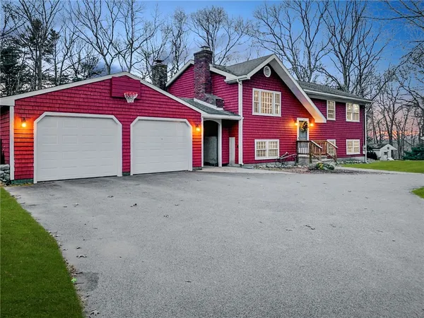 $599,900 | 9 Hardwood Lane, Westerly, RI 02891