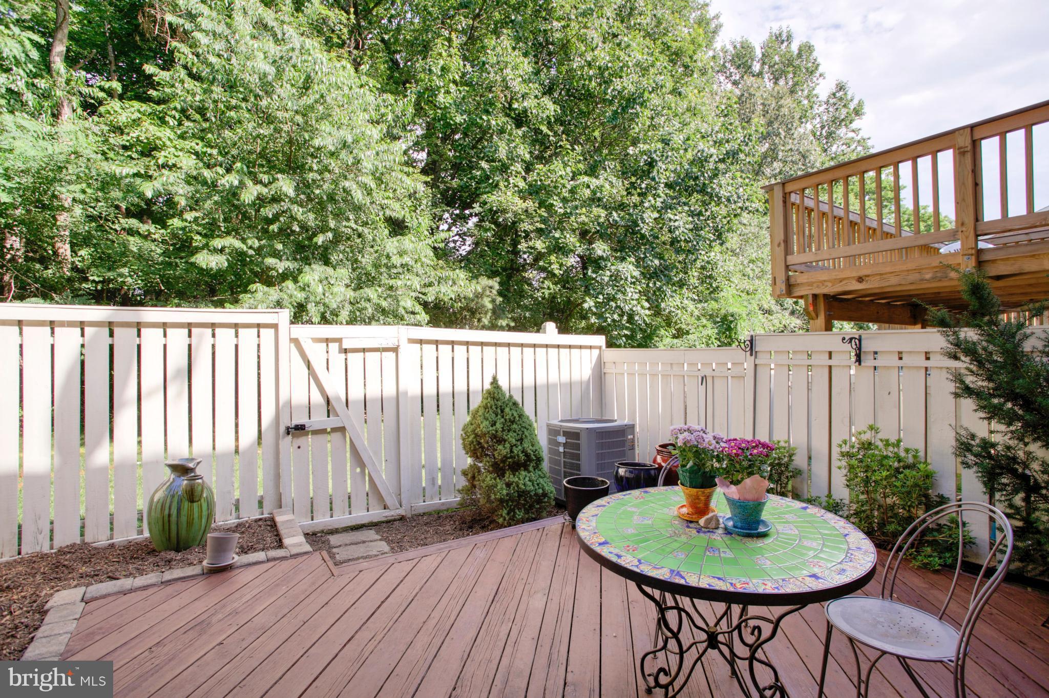 1493 Autumn Ridge Circle Reston, VA 20194 - Photo 21 of 25 Exterior (Rear)