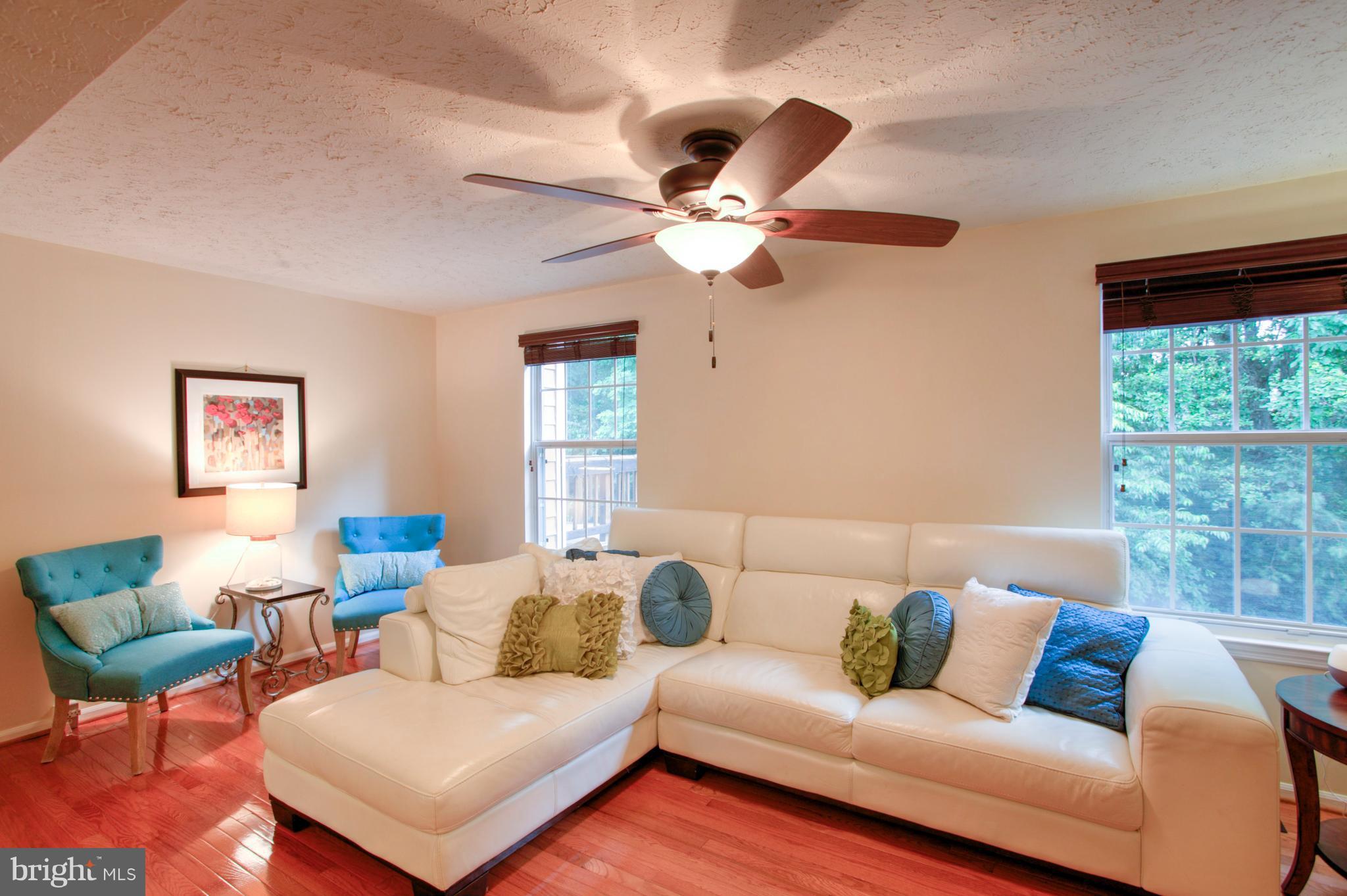 1493 Autumn Ridge Circle Reston, VA 20194 - Photo 8 of 25 Interior (General)