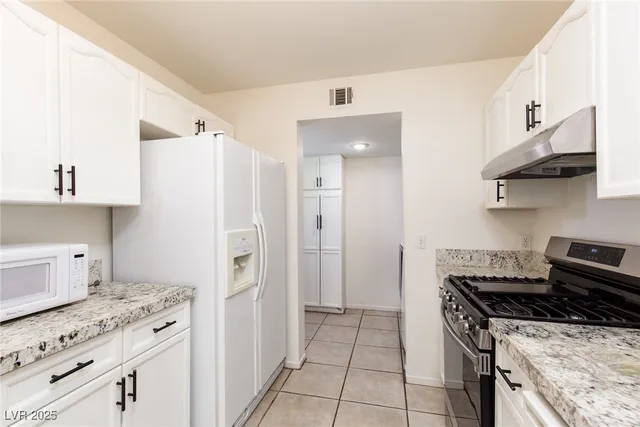 $1,850 | 8440 Indigo Sky Avenue, Las Vegas, NV 89129