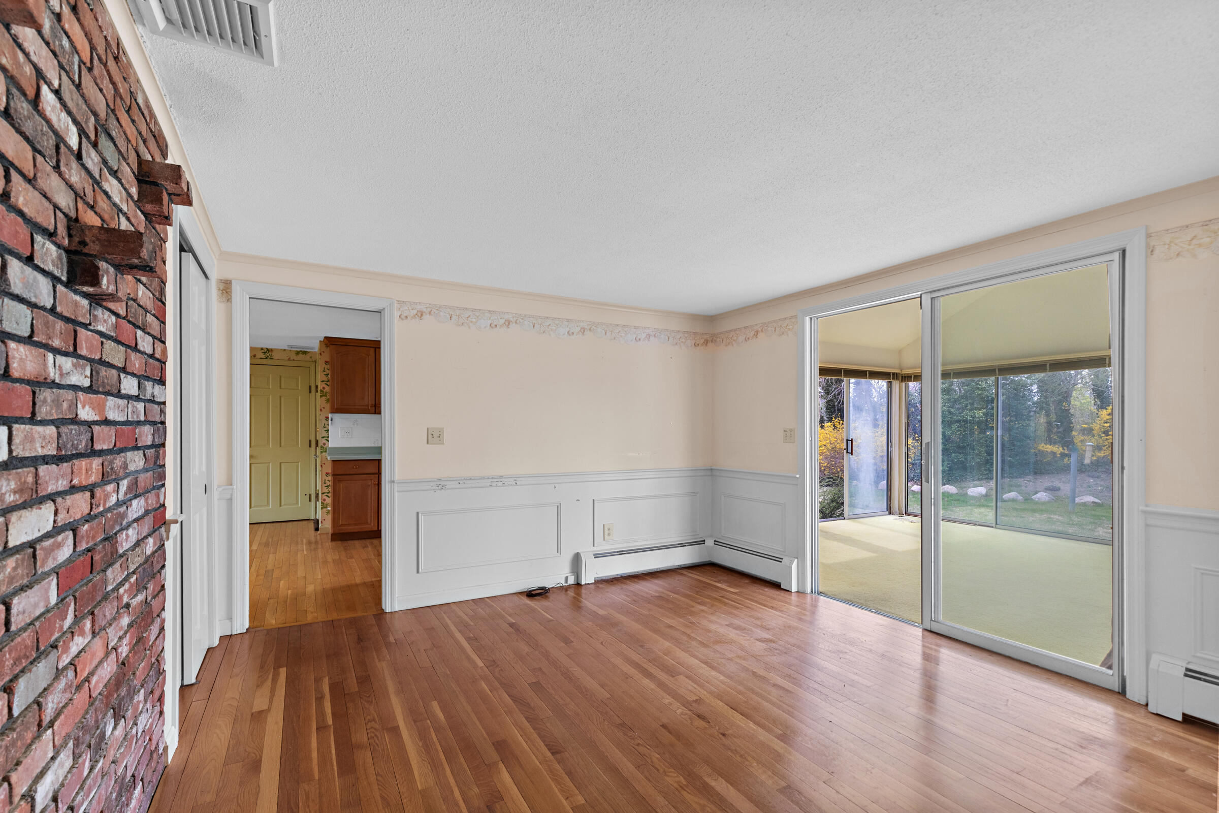 8 Maraspin Road Barnstable, MA 02630 - Photo 7 of 25 08
