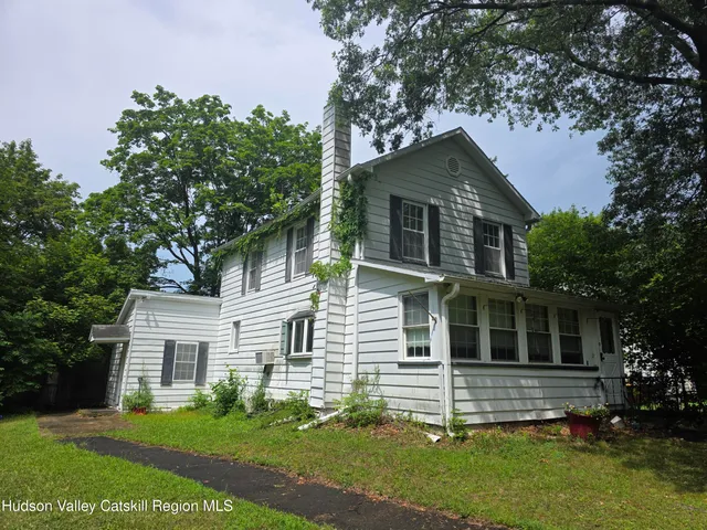 front view of house with a yard