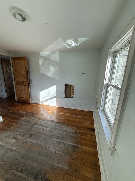 367 Front Street Marion, MA 02738 - Photo 19 of 38