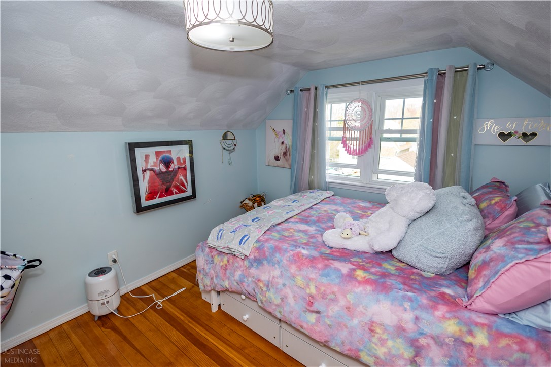 136 Aborn Avenue Warwick, RI 02888 - Photo 26 of 44