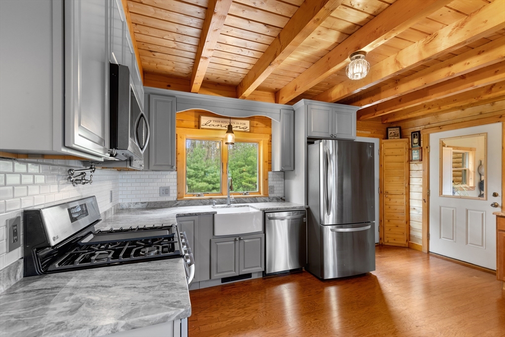 81 South Meadow Road Carver, MA 02330 - Photo 17 of 42