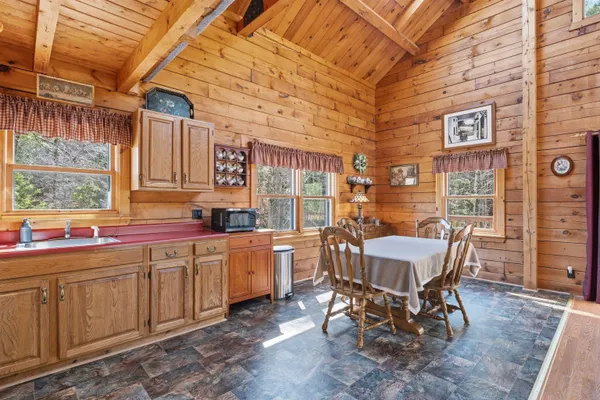 $400,000 | 226 Valley Road, Haverhill, NH 03785