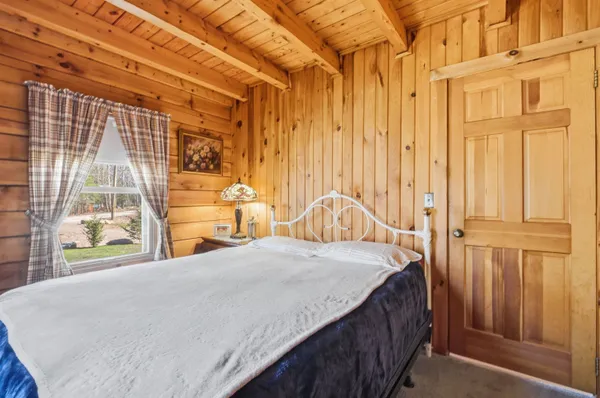 $400,000 | 226 Valley Road, Haverhill, NH 03785