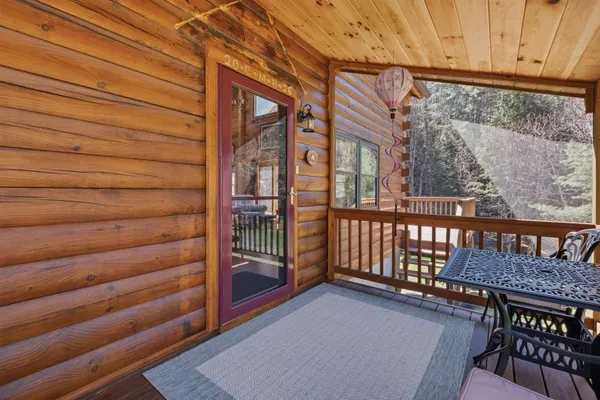 $400,000 | 226 Valley Road, Haverhill, NH 03785