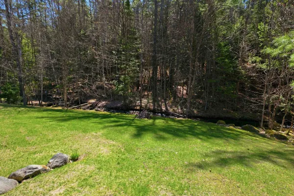 $400,000 | 226 Valley Road, Haverhill, NH 03785
