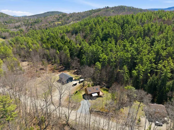 $400,000 | 226 Valley Road, Haverhill, NH 03785