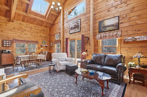 $400,000 | 226 Valley Road, Haverhill, NH 03785