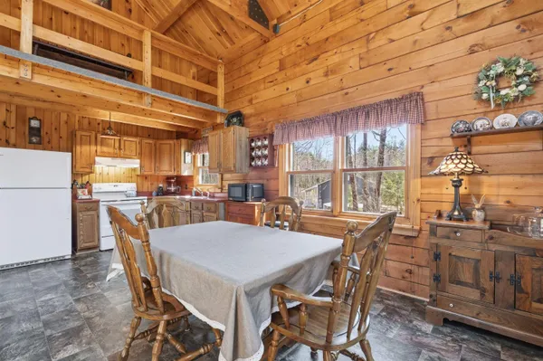 $400,000 | 226 Valley Road, Haverhill, NH 03785