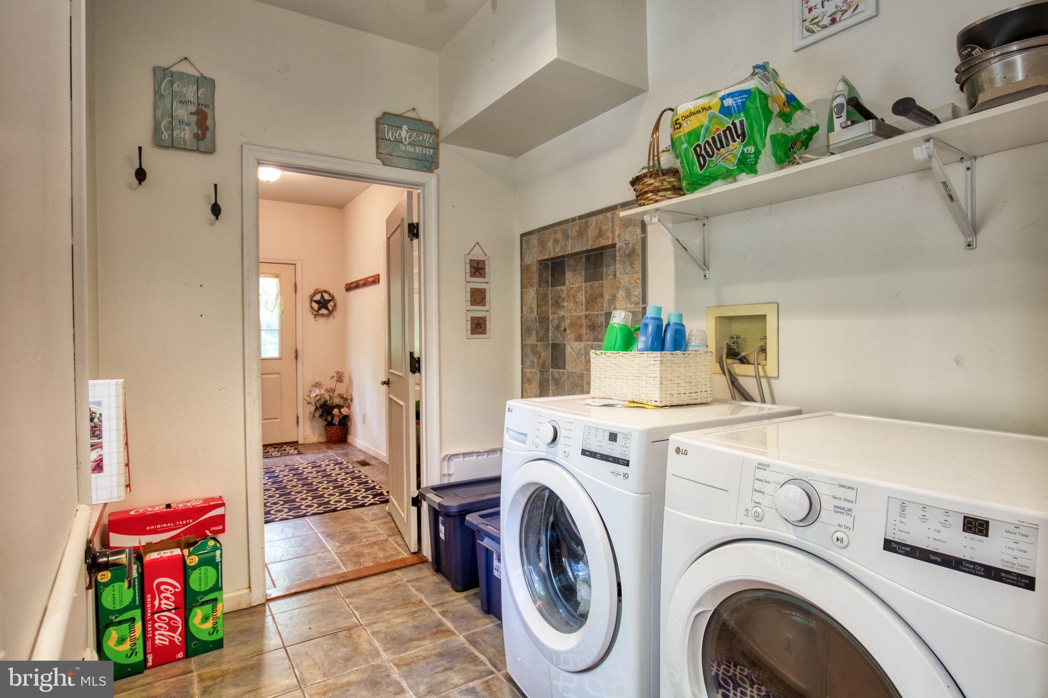 120 Twin Harbor Road Reedville, VA 22539 - Photo 21 of 45 LAUNDRY AREA