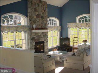 2265 Valley Road Jamison, PA 18929 - Photo 5 of 6 Gallery Image 5