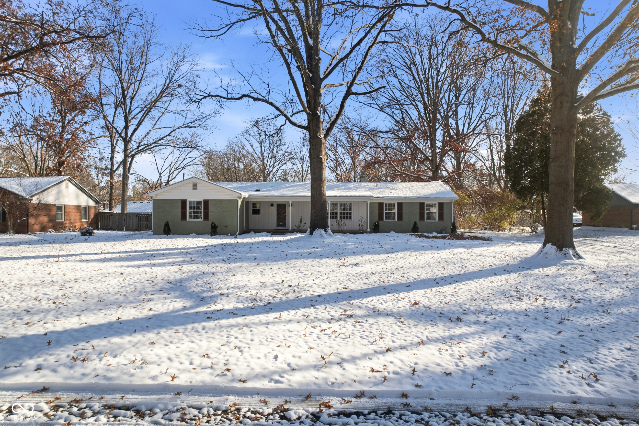 4357 Grayson Drive Indianapolis, IN 46228 - Photo 2 of 36