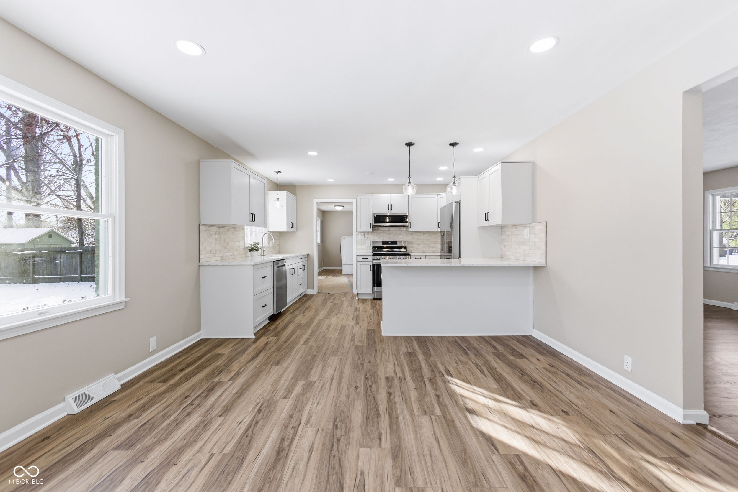 4357 Grayson Drive Indianapolis, IN 46228 - Photo 8 of 36