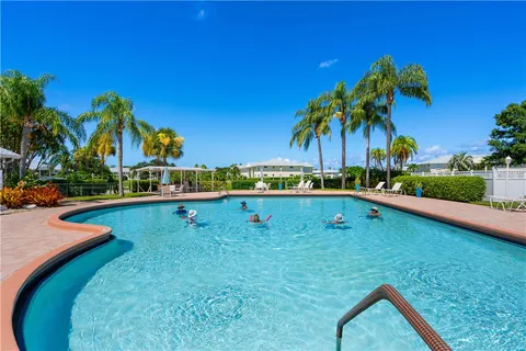 $170,000 | 379 North Grove Isle Circle, Unit 379, Vero Beach, FL 32962