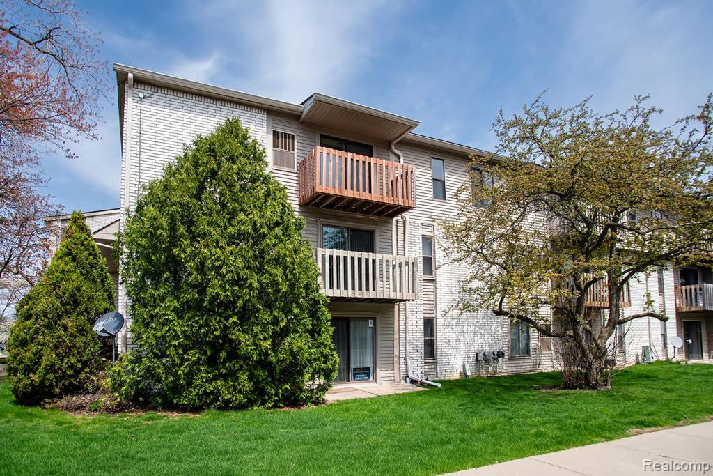 31993 West 12 Mile Road, Unit 109 Farmington, MI 48334 - Photo 19 of 23