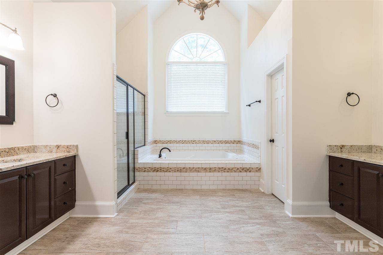 12308 Lockhart Lane Raleigh, NC 27614 - Photo 23 of 30