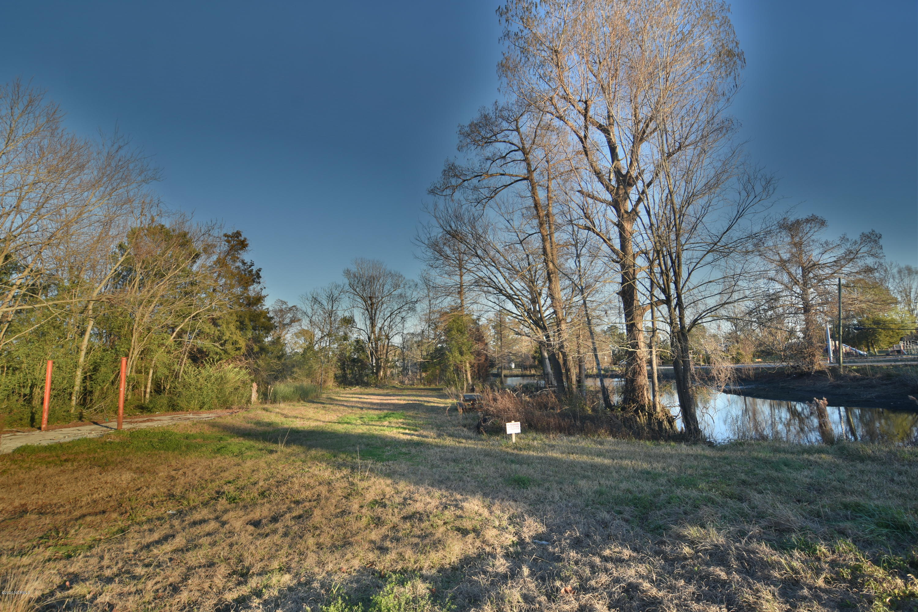 109 Beech Street New Bern, NC 28560 - Photo 13 of 18 109 Beech Street New Bern NC 28560