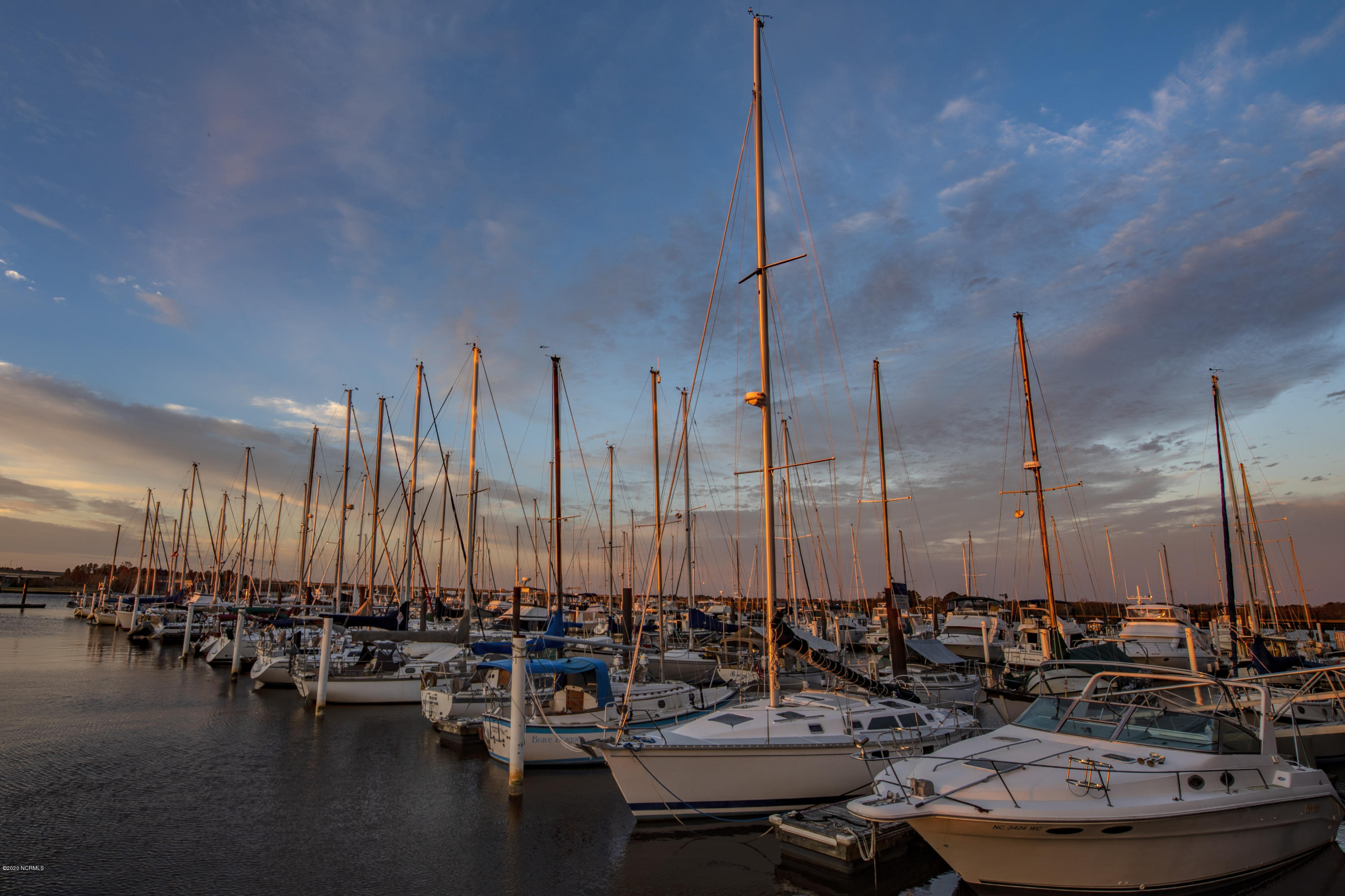 109 Beech Street New Bern, NC 28560 - Photo 17 of 18 New Bern Grand Marina