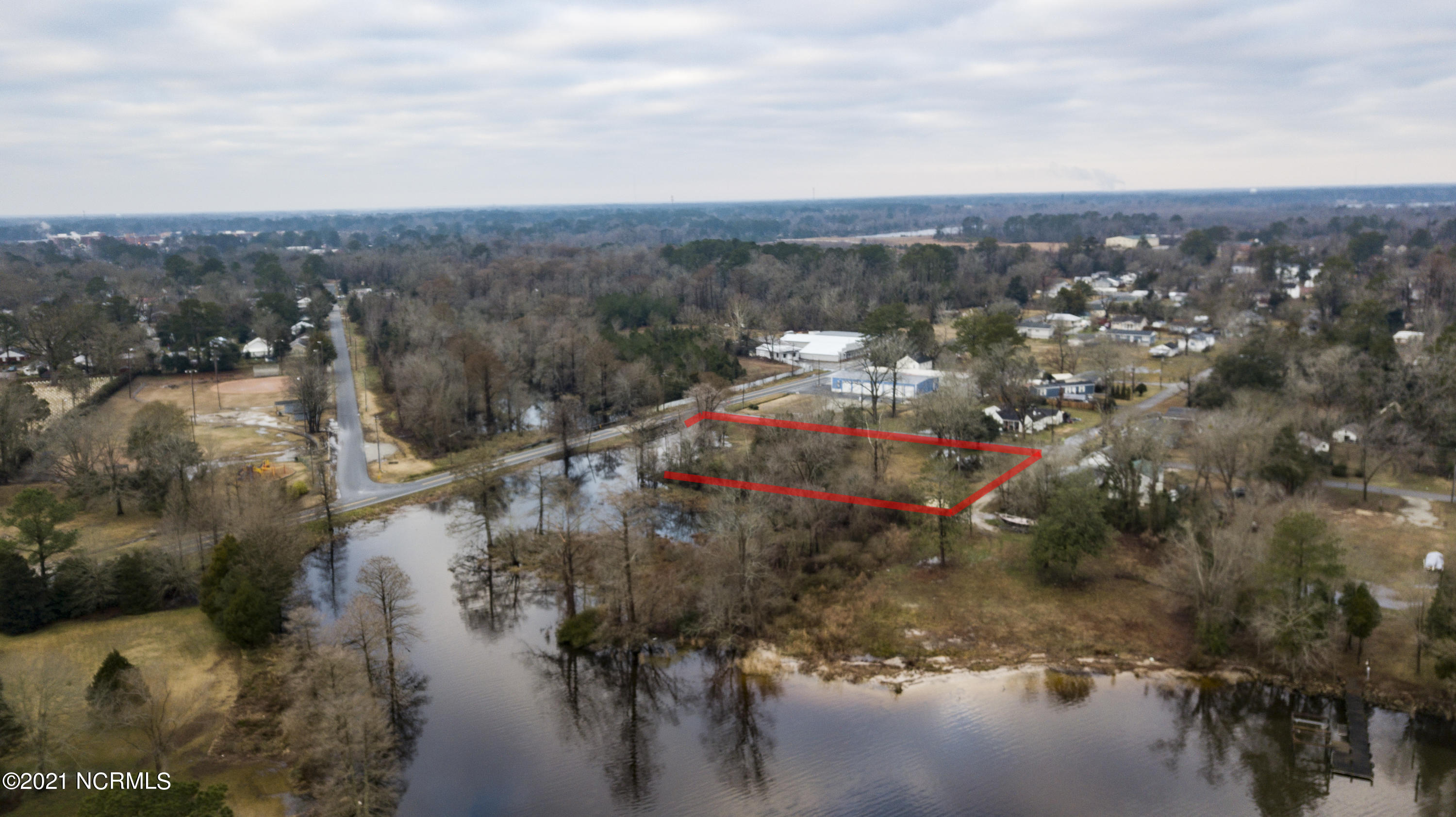 109 Beech Street New Bern, NC 28560 - Photo 9 of 18 107-9 beech 3