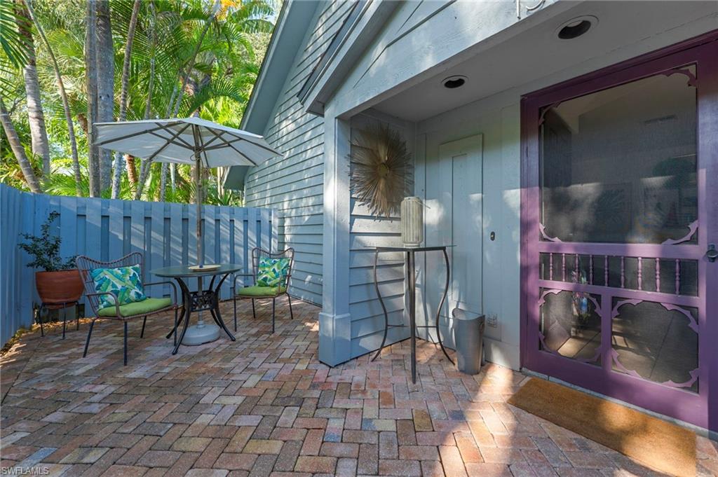 1337 Solana Road, Unit K9 Naples, FL 34103 - Photo 3 of 19 Front entrance and patio
