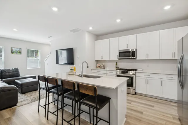 $1,975 | 2746 Fordham Street, Columbia, TN 38401