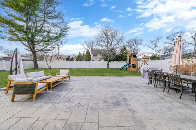 $599,990 | 114 Monroe Avenue, Patchogue, NY 11772