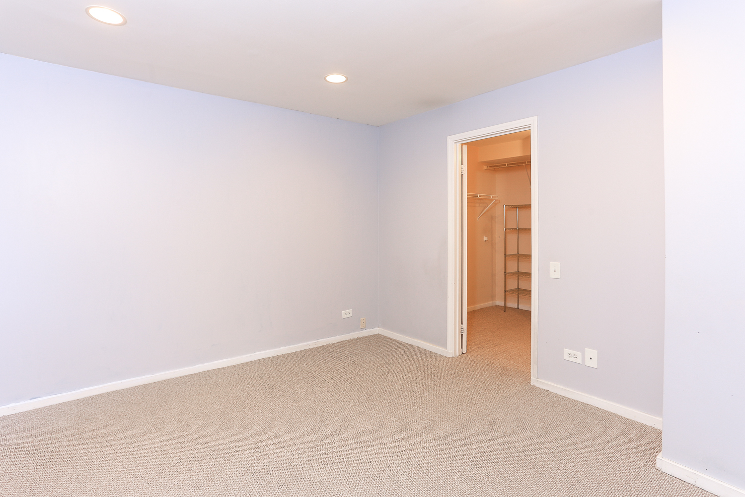 40 East 9th Street, Unit 408 Chicago, IL 60605 - Photo 11 of 37