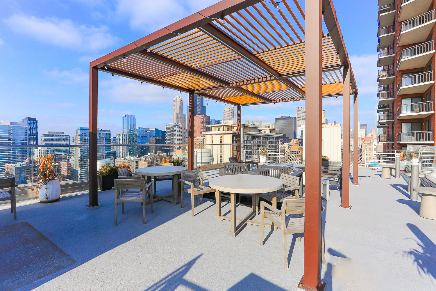 40 East 9th Street, Unit 408 Chicago, IL 60605 - Photo 33 of 37