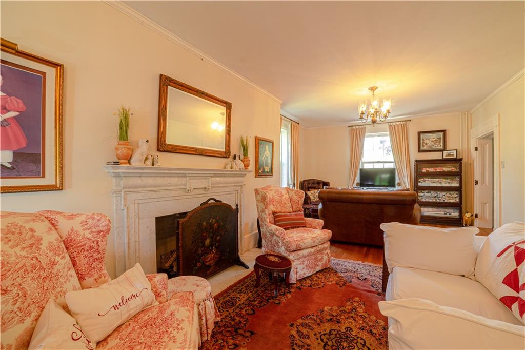 190 Dunn Station Road Prosperity, PA 15329 - Photo 14 of 25 Gallery Image 14