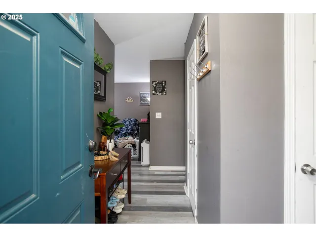 a view of entryway and hall