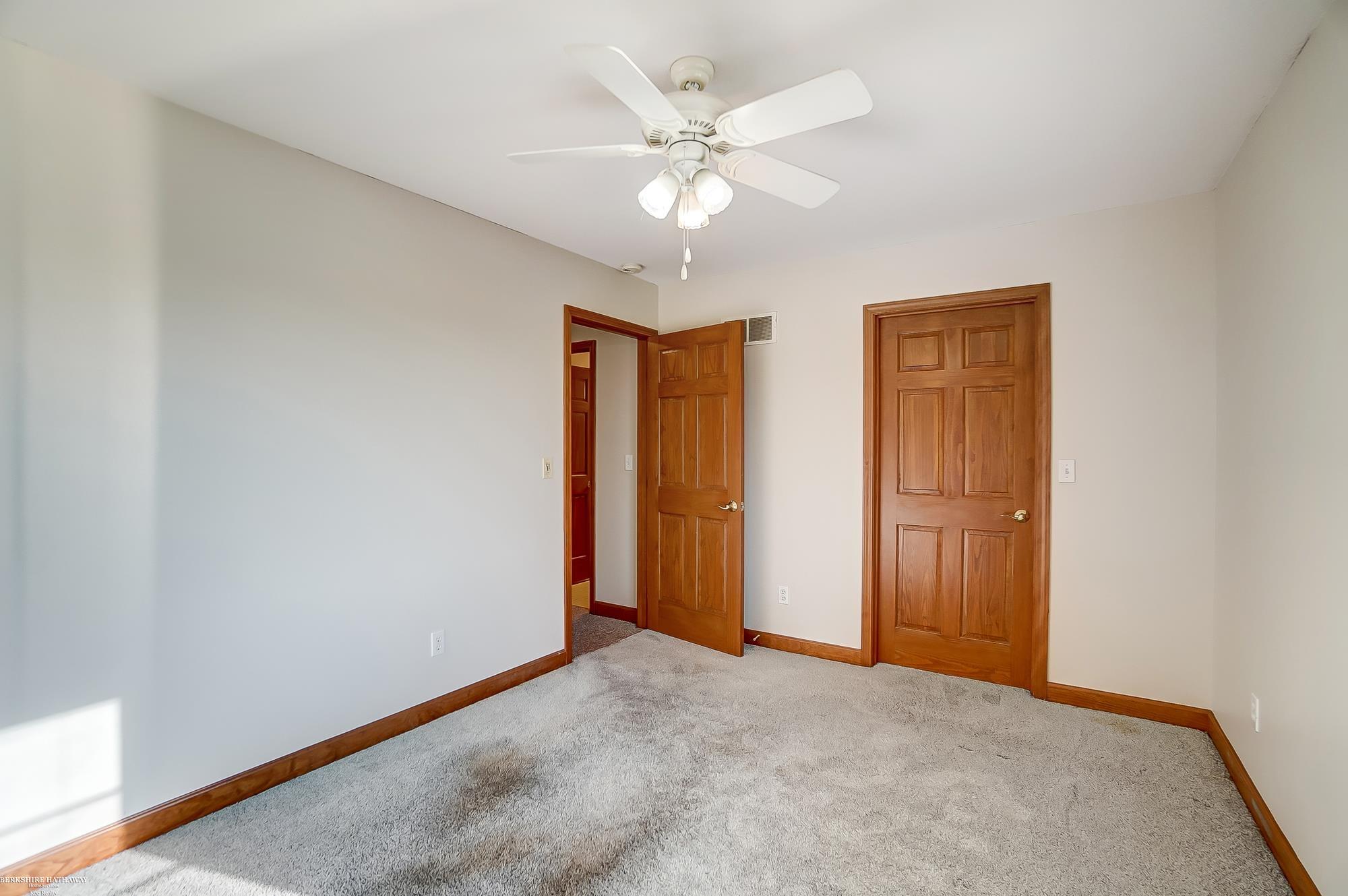 3371 Vivian Road Monroe, MI 48162 - Photo 37 of 57 50119208-36.JPG