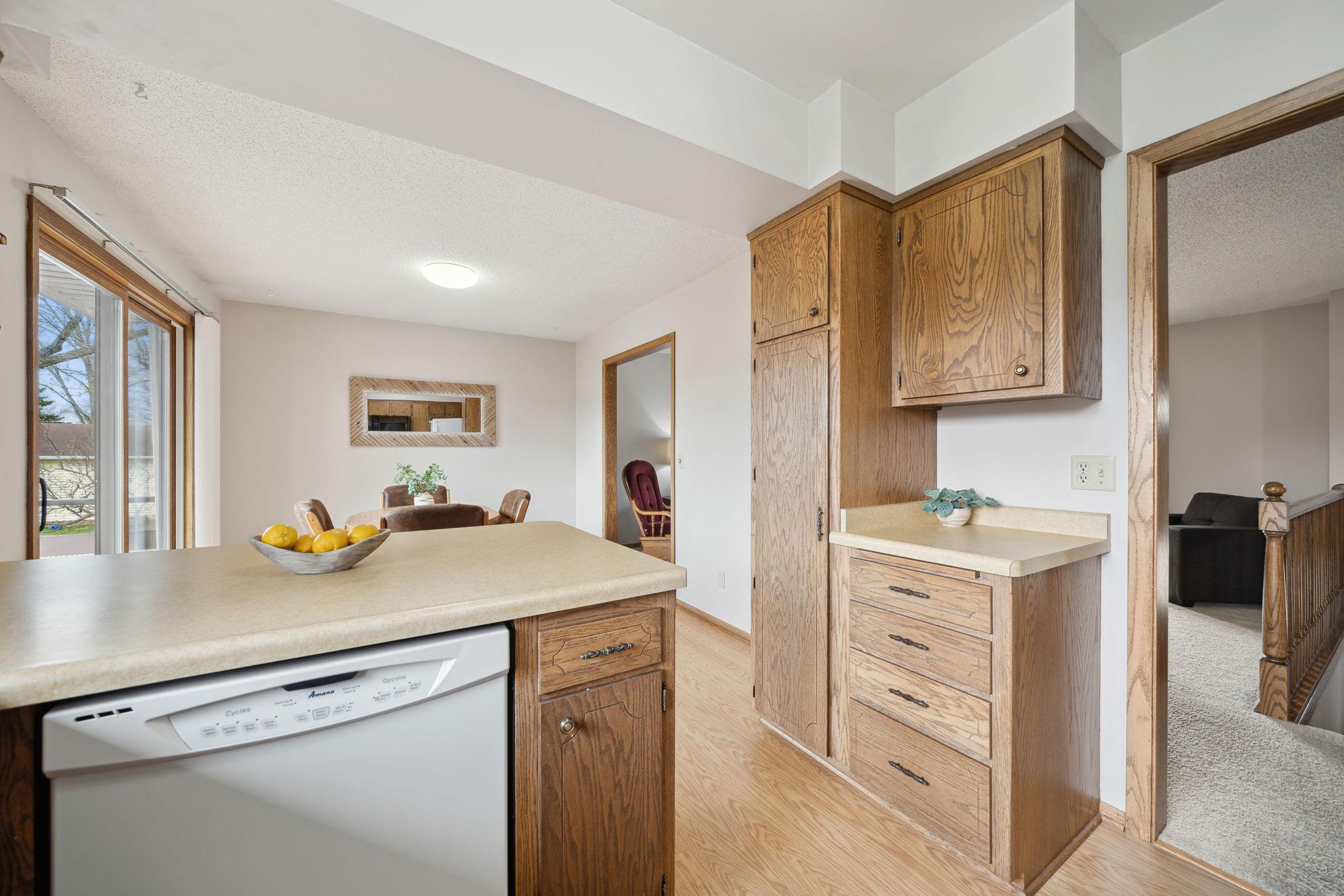 604 17 1/2 Street Southeast Rochester, MN 55904 - Photo 12 of 26 Gallery Image 12
