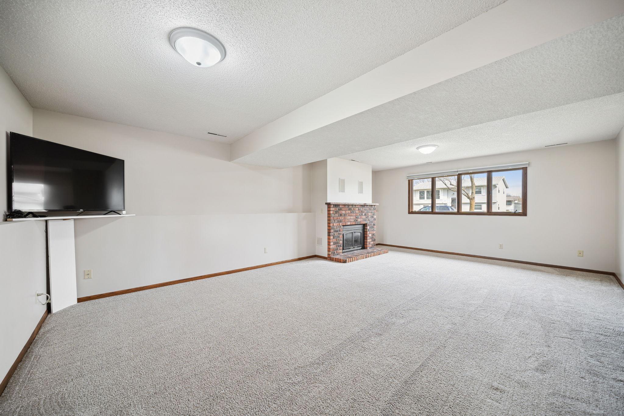 604 17 1/2 Street Southeast Rochester, MN 55904 - Photo 19 of 26 Gallery Image 19