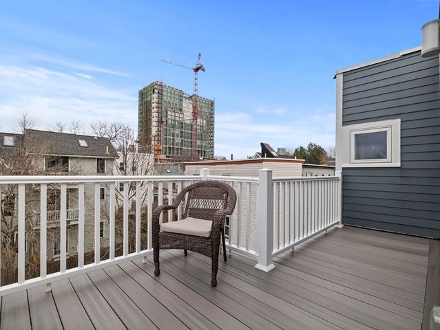 $1,550,000 | 113 Charles Street, Unit 113, Cambridge, MA 02141