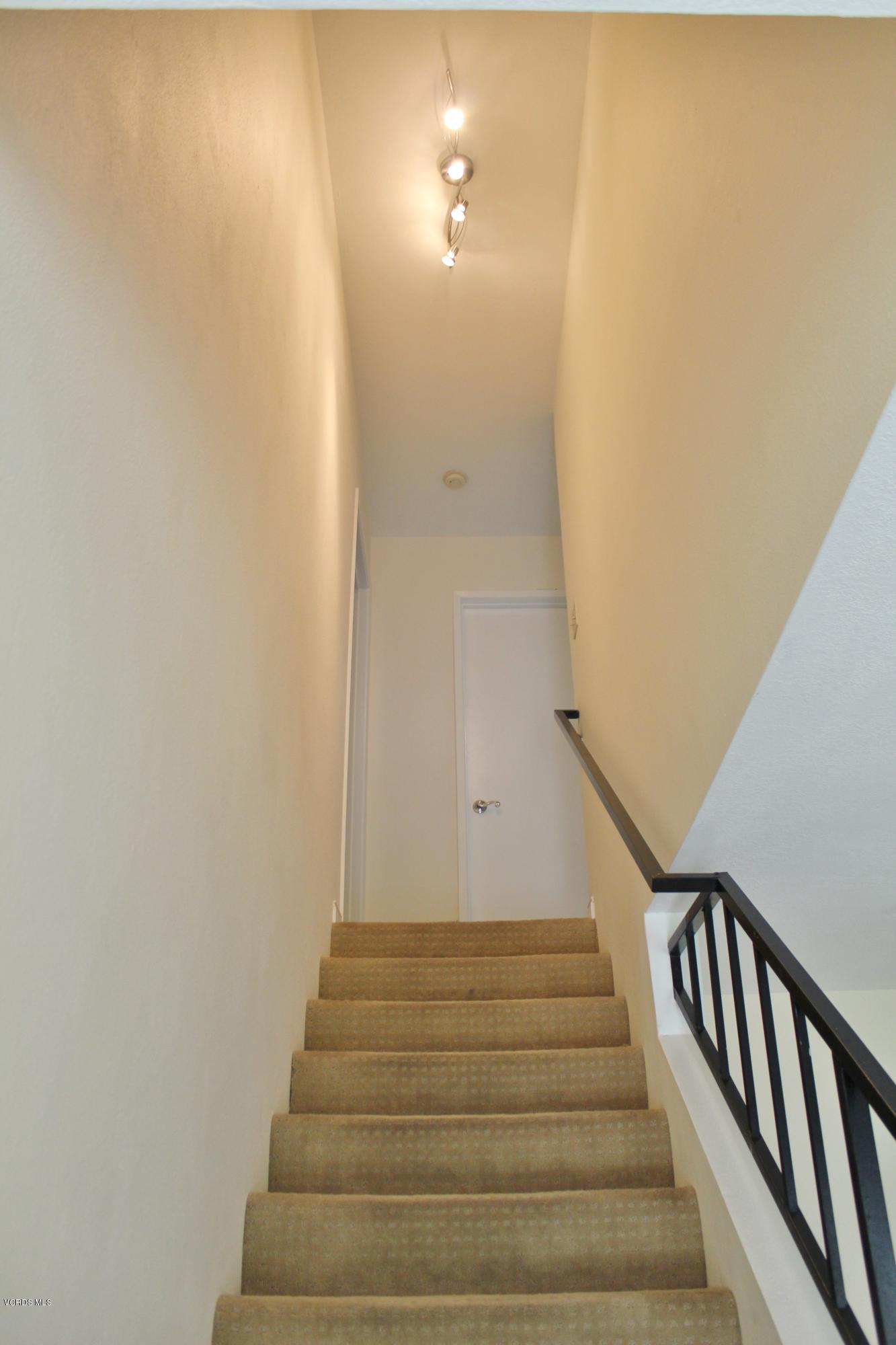 3127 Kelp Lane Oxnard, CA 93035 - Photo 7 of 16 a view of entryway